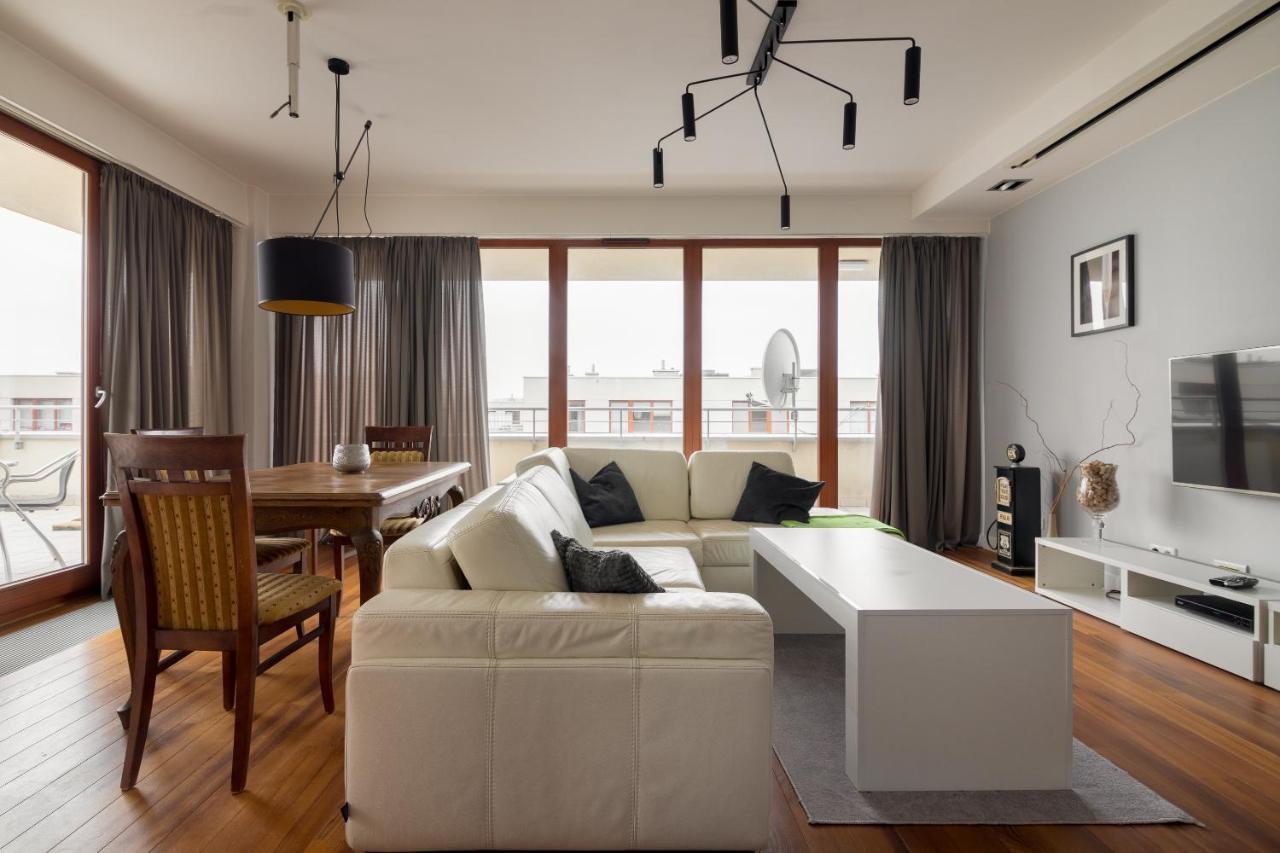 Hlonda Deluxe Apartment With Terrace 华沙 外观 照片