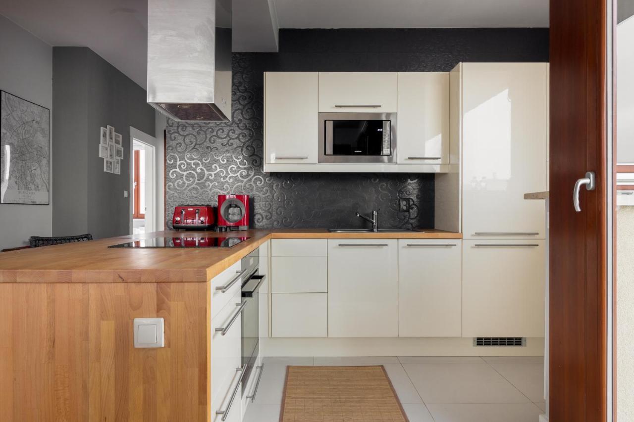 Hlonda Deluxe Apartment With Terrace 华沙 外观 照片