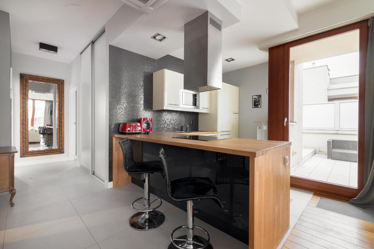 Hlonda Deluxe Apartment With Terrace 华沙 外观 照片