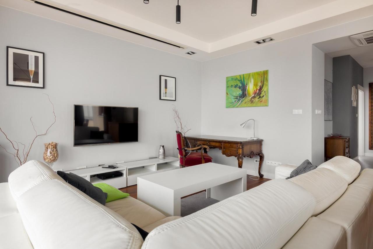 Hlonda Deluxe Apartment With Terrace 华沙 外观 照片